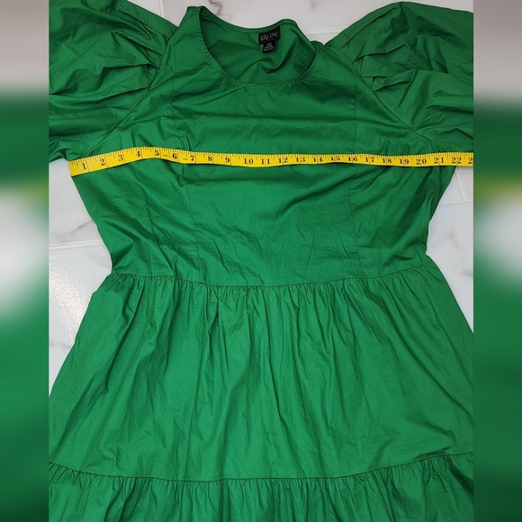 𝅺City chic Vienna Dress - vivid green - Picture 7 of 11